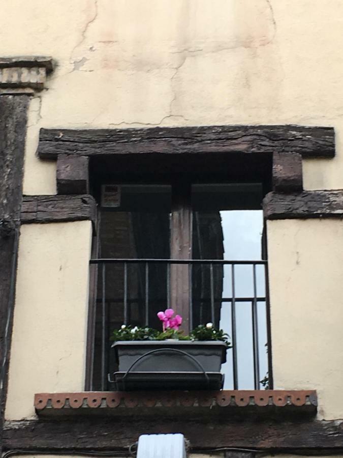 Maitagarri Casco Antiguo Apartment Pamplona Exterior photo